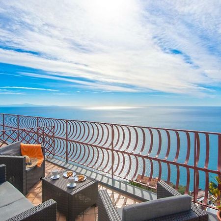 Harmony Apartment Амалфи Екстериор снимка